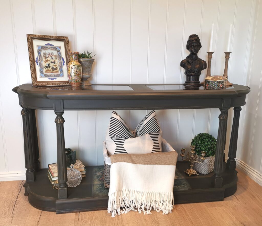 console table, graphite chalk paint, clear and dark wax, annie sloan chalk paint, rice decoupage paper, distressed black furniture
